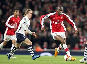 Arsenal v Tottenham 2008-09 Collection: Abou Diaby (Arsenal) Luka Modric (Tottenham)