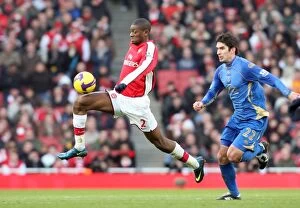 Images Dated 28th December 2008: Abou Diaby (Arsenal) Richard Hughes (Portsmouth)