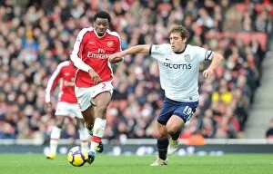 Images Dated 27th December 2009: Abou Diaby (Arsenal) Stiliyan Petrov (Aston Villa). Arsenal 3: 0 Aston Villa