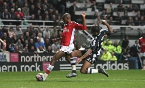 Newcastle United v Arsenal 2008-9 Collection: Abou Diaby Scores Stunner Past Newcastle's Harper: Arsenal's 2nd Goal in 3-1 Victory