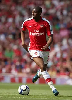 Abou Diaby's Dominant Display: Arsenal's 4:1 Victory Over Portsmouth in the Premier League (2009)