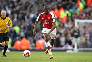 Abu Diaby in Action: Arsenal's 3:1 Victory over Everton, Emirates Stadium, 2008