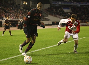 Slavia Prague v Arsenal 2007-8 Gallery: Abu Diaby (Arsenal) David Hubacek (Slavia Prague)
