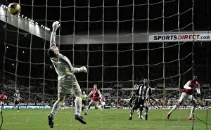 Adebayor Scores Dramatic Equalizer Past Shay Given, Arsenal vs. Newcastle, Barclays Premier League, 2007
