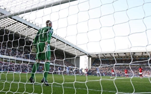 Blackburn Rovers V Arsenal 2008-9 Prints: Adebayor's Penalty Stunner: Arsenal's 3rd Goal vs. Blackburn (0:4)