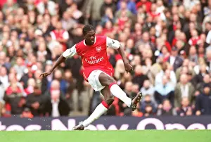 Adebayor's Stunner: Arsenal's First Goal in 3:1 Rout of Tottenham, FA Premiership, 2006