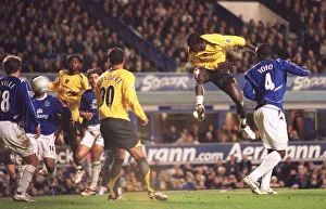 Adebayor's Stunner: Arsenal's Winning Goal vs. Everton in Carling Cup