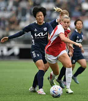 Alessia Russo vs. Soari Takarada: Battle of the Stars in Arsenal's UEFA Champions League Clash