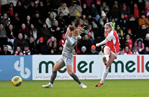 Alessia Russo's Brilliant Performance: Arsenal Women Overpower Everton in Barclays Super League