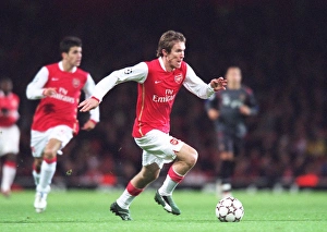 Alex Hleb in Action for Arsenal Against CSKA Moscow, UEFA Champions League, Group G, Emirates Stadium, London, 1st November 2006