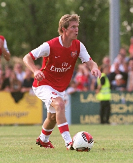 Alex Hleb in Action: Arsenal's Pre-Season Training, Schwadorf, Austria, 2006