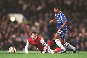 Images Dated 11th December 2006: Alex Hleb (Arsenal) Ashley Cole (Chelsea)