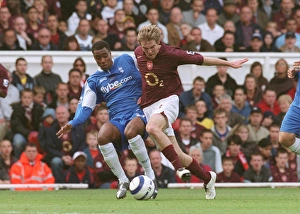 Images Dated 15th November 2005: Alex Hleb (Arsenal) Julien Gray (Birmingham). Arsenal 1: 0 Birmingham City
