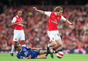 Arsenal V Everton Prints: Alex Hleb (Arsenal) Leon Osman (Everton)