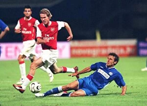 Dinamo Zagreb v Arsenal 2006-7 Collection: Alex Hleb (Arsenal) Mario Cvitanovic (Dinamo Zagrab)