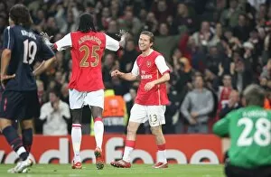 Images Dated 24th October 2007: Alex Hleb celebrates Arsenal 2nd goal