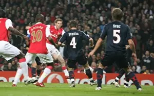 Images Dated 24th October 2007: Alex Hleb shoots for Arsenals 2nd goal an own goal by David Hubacek (Slavia)