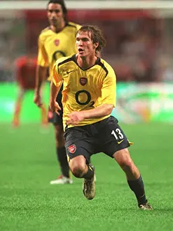 Alex Hleb's Game-Winning Goal: Arsenal's Triumph at Ajax Arena, Amsterdam, 2005