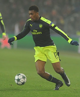FC Basel V Arsenal 2016-17 Prints: Alex Iwobi in Action: Arsenal vs. FC Basel, UEFA Champions League (2016-17)