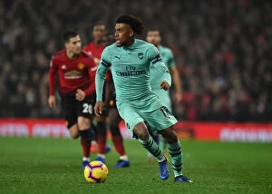 Manchester United v Arsenal 2018-19 Collection: Alex Iwobi in Action: Manchester United vs. Arsenal, Premier League 2018-19