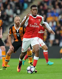 Alex Iwobi in Action: Premier League 2016-17 - Arsenal vs Hull City