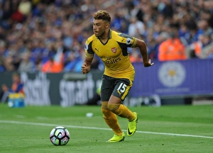 Leicester City V Arsenal 2016-17 Prints: Alex Oxlade-Chamberlain: In Action Against Leicester City, Premier League 2016-17