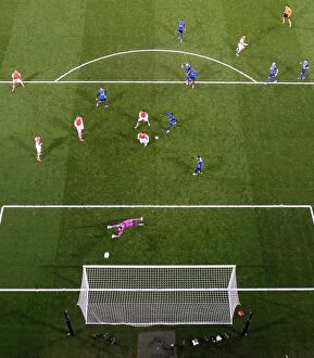 Images Dated 25th February 2015: Alex Oxlade-Chamberlain's Thrilling Winner: Arsenal vs AS Monaco, UEFA Champions League Round of 16