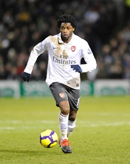 Alex Song (Arsenal). Burnley 1: 1 Arsenal, Barclays Premier League, Turf Moor