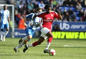 Wigan Athletic v Arsenal 2008-09 Collection: Alex Song (Arsenal) Michael Brown (Wigan)