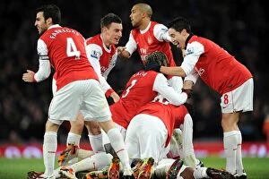 Arsenal v Chelsea 2010-11 Gallery: Alex Song celebrates scoring Arsenals 1st goal with his team mates
