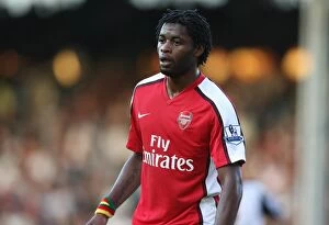 Images Dated 26th September 2009: Alex Song's Goal Secures 1-0 Victory for Arsenal at Fulham, Barclays Premier League