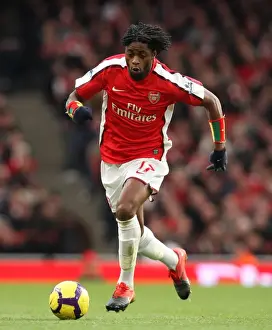 Arsenal V Sunderland 2009-10 Prints: Alex Song's Standout Performance: Arsenal's 2-0 Victory Over Sunderland