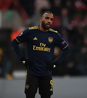Alexandre Lacazette in Action: Arsenal's Europa League Battle at Standard Liege