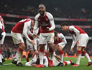 Alexis Lacazette Celebrates Shkodran Mustafi's Goal: Arsenal vs. Tottenham, Premier League 2017-18