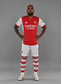 Alexis Lacazette Kicks Off Arsenal's 2021-22 Season at London Colney Training Ground