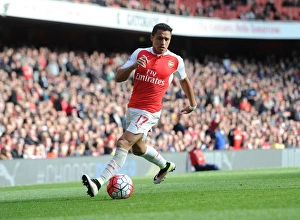 Alexis Sanchez: In Action for Arsenal Against Crystal Palace, Premier League 2015-16