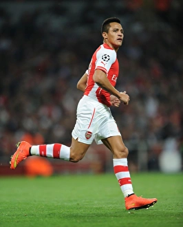 Alexis Sanchez in Action: Arsenal FC vs. Besiktas JK, UEFA Champions League Qualifiers (2014)