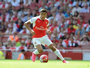 Arsenal V West Ham United 2015-16 Prints: Alexis Sanchez in Action: Arsenal vs. West Ham United, Premier League 2015-16