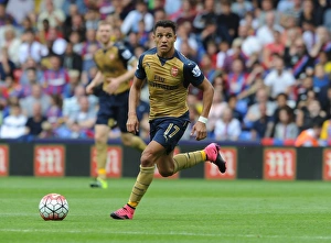 Crystal Palace V Arsenal 2015-16 Prints: Alexis Sanchez: In Action for Arsenal vs. Crystal Palace, Premier League 2015-16
