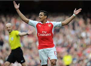 Arsenal V Crystal Palace 2015-16 Prints: Alexis Sanchez in Action: Arsenal vs. Crystal Palace (2015-16 Premier League)