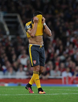 Alexis Sanchez in Action: Arsenal vs. FC Basel, UEFA Champions League, 2016