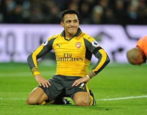 Olympic Stadium Prints: Alexis Sanchez in Action: Arsenal vs. West Ham United, Premier League 2016-17