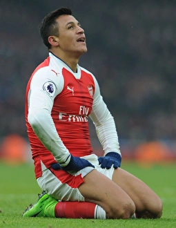 Arsenal V Hull City 2016-17 Prints: Alexis Sanchez in Action: Arsenal vs. Hull City, Premier League 2016-17