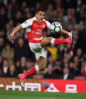 Arsenal V West Ham United 2016-17 Prints: Alexis Sanchez in Action: Arsenal vs. West Ham United, Premier League 2016-17