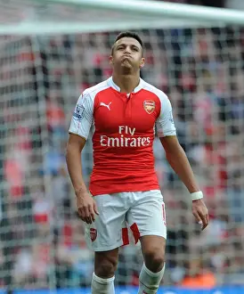 Arsenal V Manchester United 2015/16 Prints: Alexis Sanchez in Action: Arsenal vs Manchester United (Premier League 2015/16)