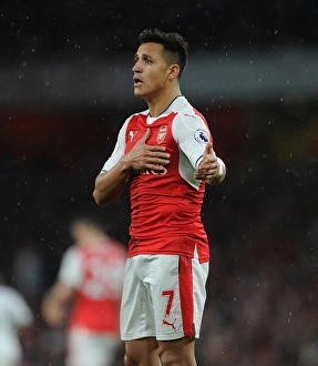 Arsenal V Sunderland 2016-17 Prints: Alexis Sanchez in Action: Arsenal vs Sunderland, Premier League 2016-17