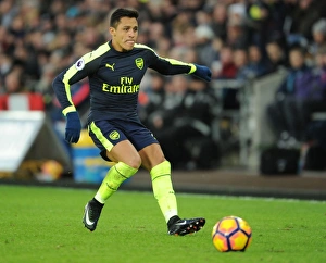 Alexis Sanchez in Action: Arsenal vs Swansea City, Premier League 2016-17