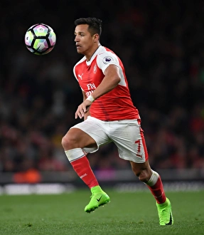 Arsenal V West Ham United 2016-17 Prints: Alexis Sanchez in Action: Arsenal vs West Ham United, Premier League 2016-17