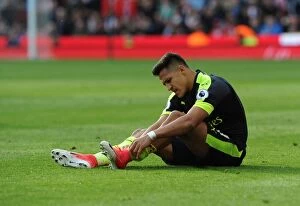 Images Dated 13th May 2017: Alexis Sanchez in Action: Arsenal's Star Performance Against Stoke City, Premier League 2016-17