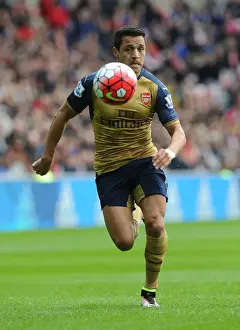 Sunderland V Arsenal 2015-16 Prints: Alexis Sanchez in Action: Arsenal's Thrilling Victory over Sunderland (Premier League 2015-16)